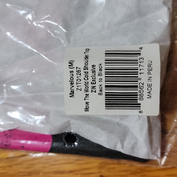 Zumba Wear Move the World Cold Shoulder Top Back to Black Exclusive in Marvelous - Picture 2 of 2